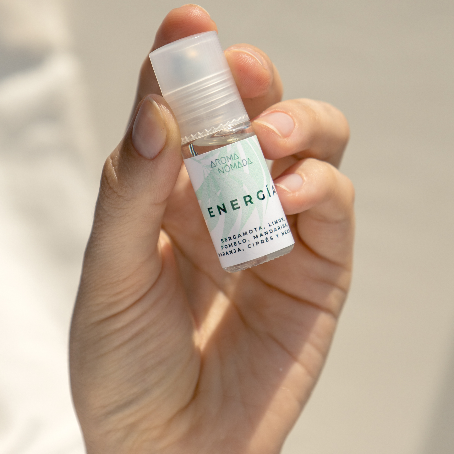 ENERGÍA | PERFUME ROLL ON DE AROMATERAPIA CON ACEITES ESENCIALES