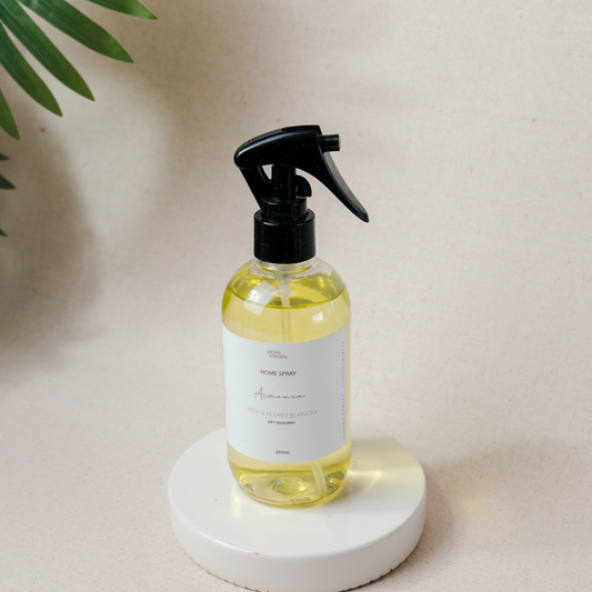 HOME SPRAY | PERA Y FLORES BLANCAS 250 ml